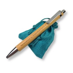 Penna personalizzata in bamboo con sacco-sacchetto per bomboniere-gadget